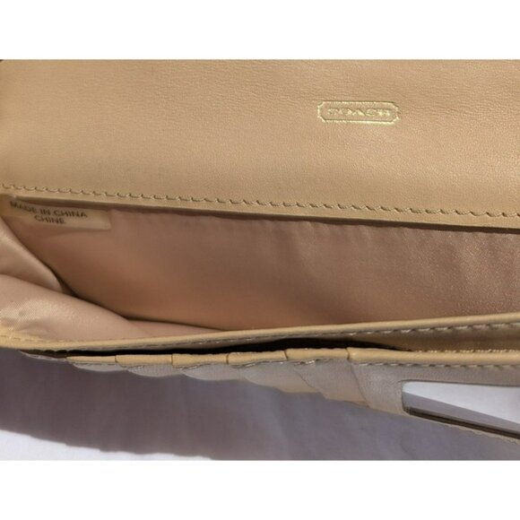 Coach Bifold Pebbled Leather Long Slim Wallet Clutch Beige - Picture 7 of 12